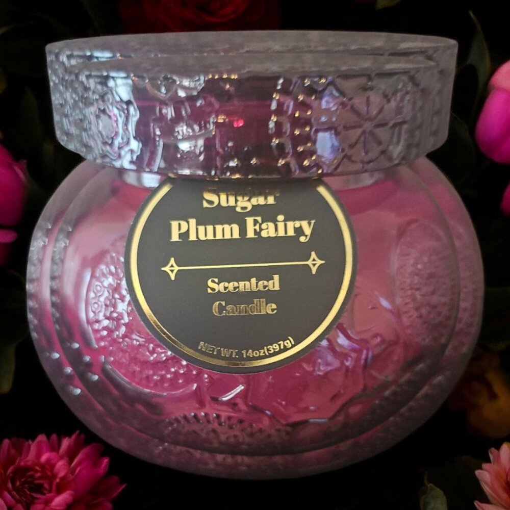 Sugar Plum Fairy Scented Candle - Picture 4 of 8